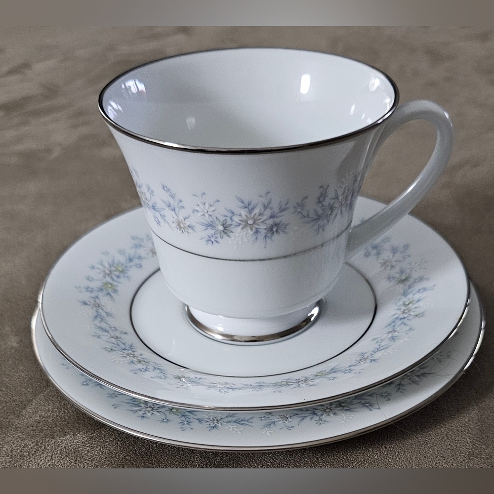 Noritake Contemporary Fine China Teacup MARYWOOD 2181